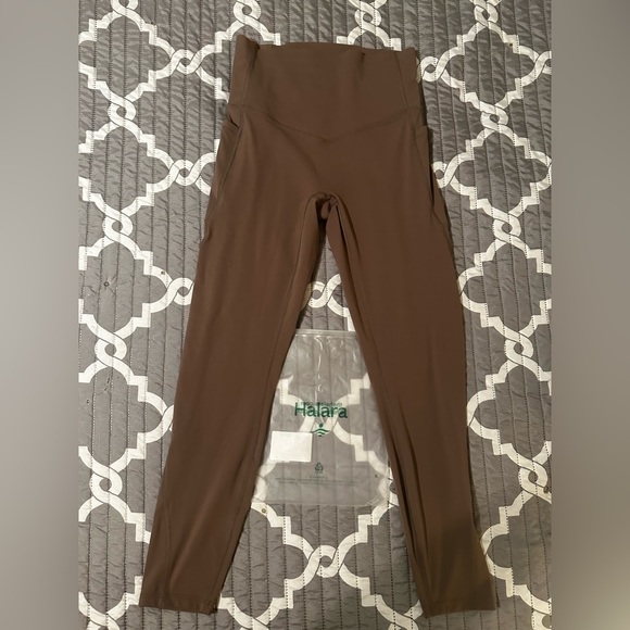HALARA “So-Cinched” Tummy Control leggings - Picture 4 of 5
